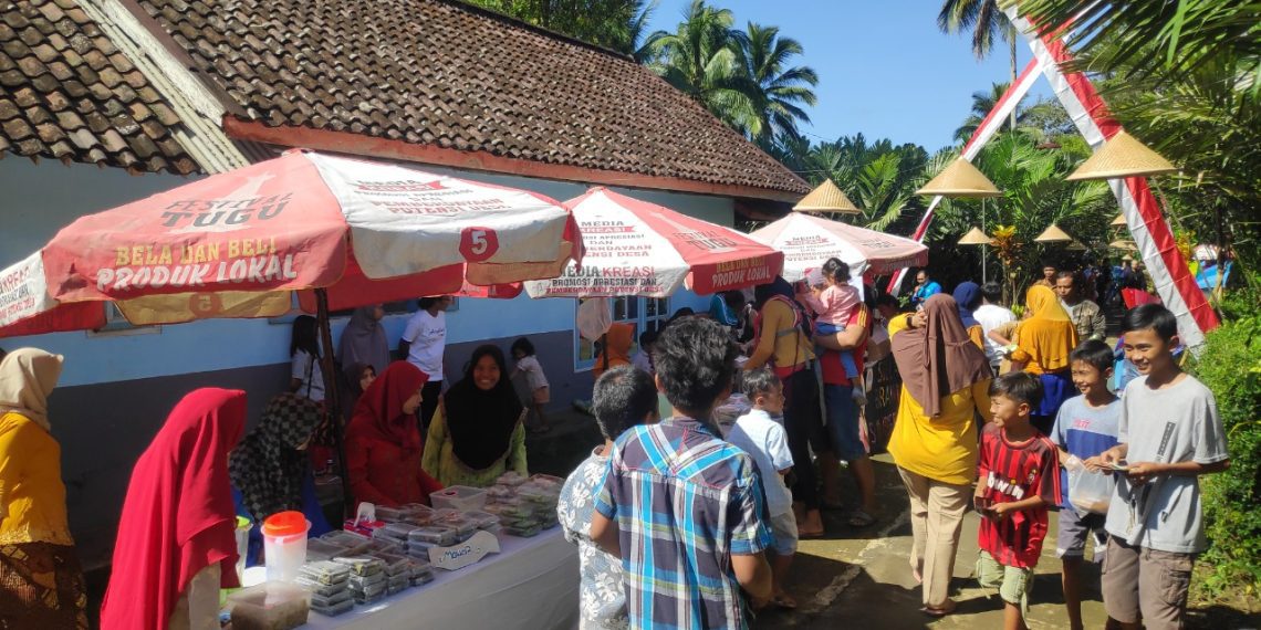 Pasar Tiban Promosikan Produk Khas Mulyoarjo